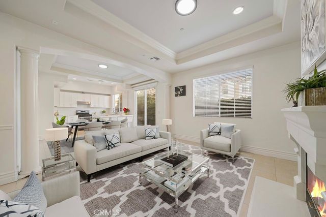 527 S 5th Ave B, Arcadia, CA 91006