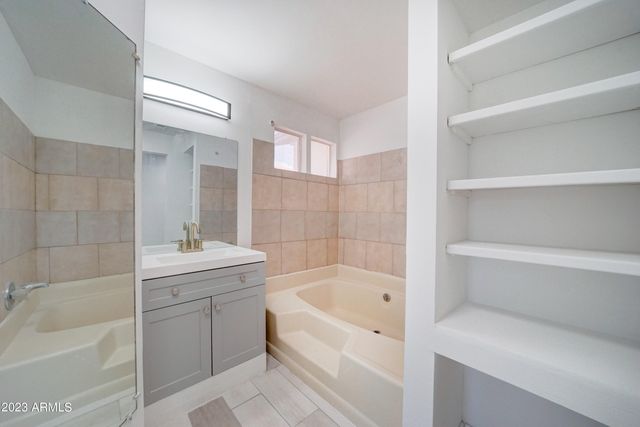 2148 W HAZELWOOD Street, Phoenix, AZ 85015