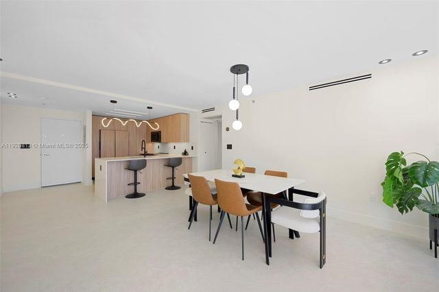 20505 E Country Club Dr 1133, Aventura, FL 33180