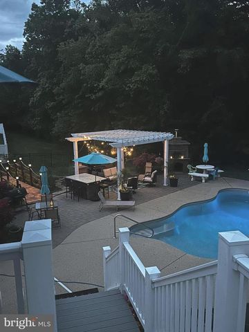 5823 ALLERDALE CT, Hughesville, MD 20637