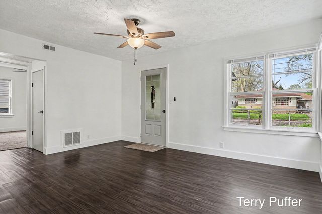 58 Lamora Avenue, Battle Creek City, MI 49037