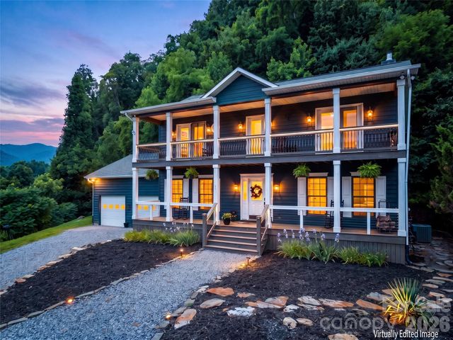 1231 Grandeur Heights, Clyde, NC 28721