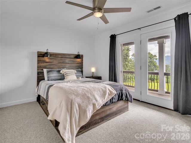 1231 Grandeur Heights, Clyde, NC 28721