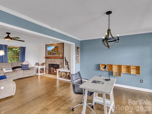 1231 Grandeur Heights, Clyde, NC 28721