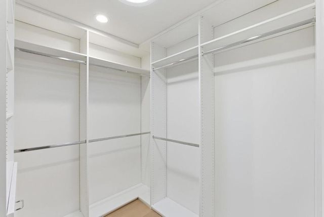 999 Andover Way, Los Altos, CA 94024