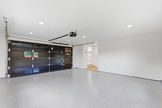 999 Andover Way, Los Altos, CA 94024