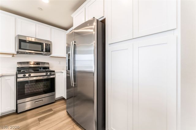 6144 Rathbone Street, Las Vegas, NV 89166