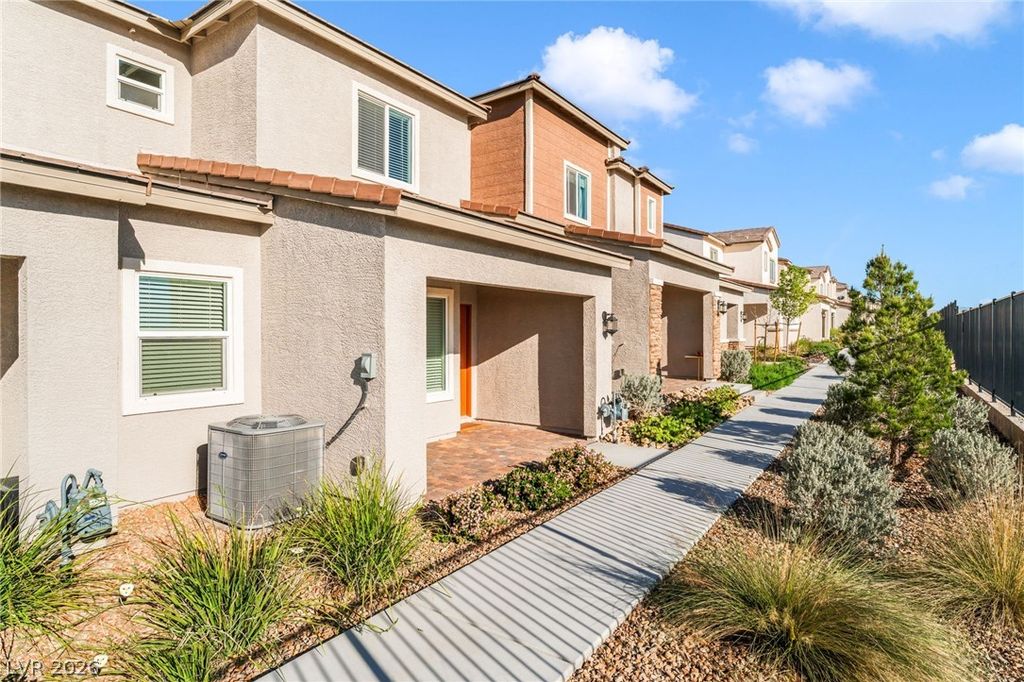 6144 Rathbone Street, Las Vegas, NV 89166