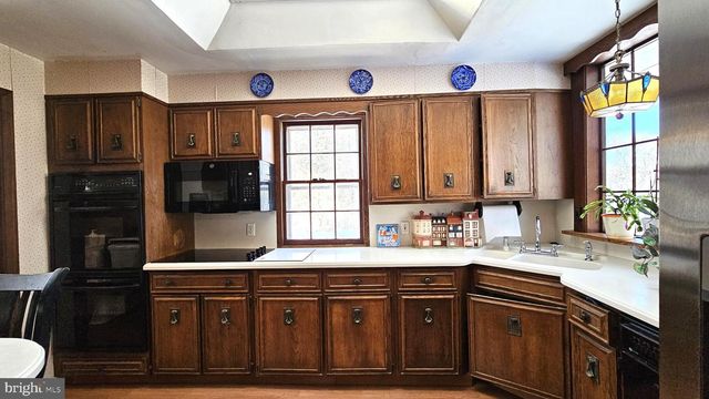 223 PENN ROCKY HILL RD, Pennington, NJ 08534