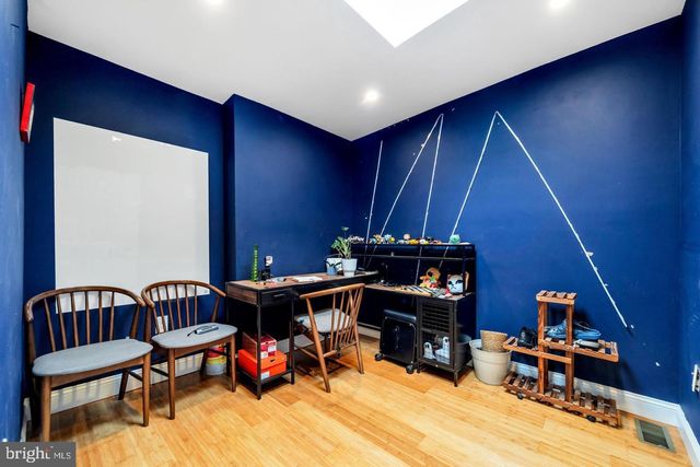 1833 E ALBERT ST, Philadelphia, PA 19125