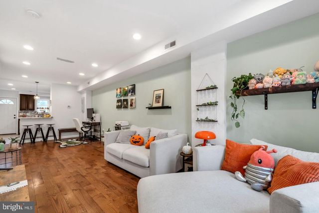 1833 E ALBERT ST, Philadelphia, PA 19125