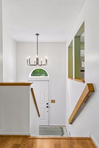 4902 Bayswater Road, Minnetonka, MN 55345