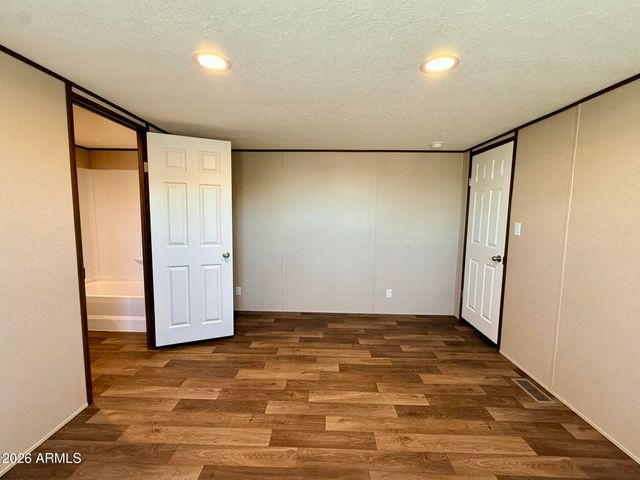 9501 E Broadway Road 174, Mesa, AZ 85208