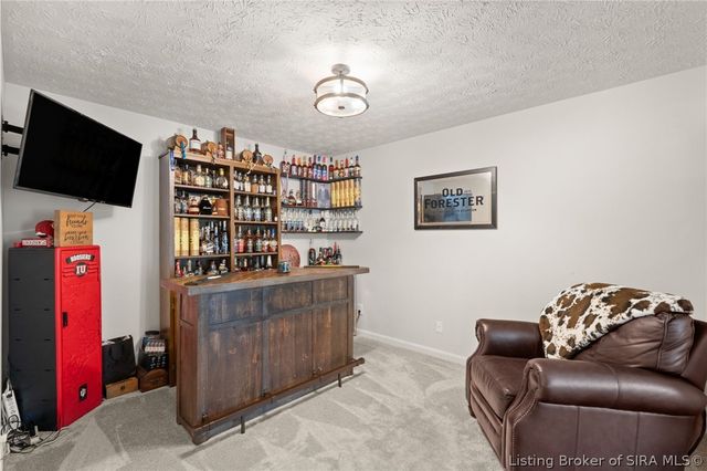 504 Timber Ridge, Borden, IN 47106