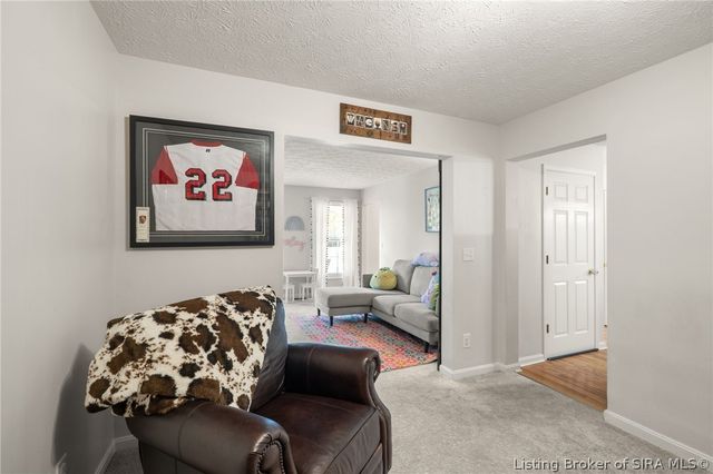 504 Timber Ridge, Borden, IN 47106