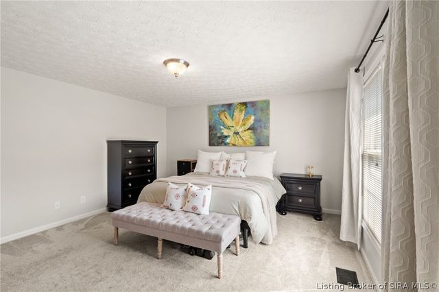 504 Timber Ridge, Borden, IN 47106