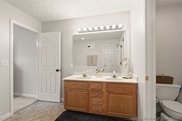 504 Timber Ridge, Borden, IN 47106