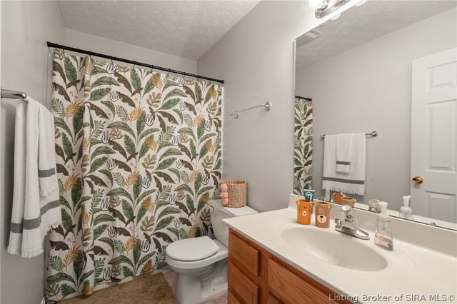 504 Timber Ridge, Borden, IN 47106