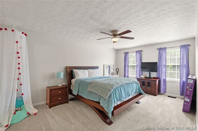504 Timber Ridge, Borden, IN 47106
