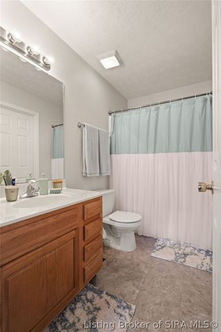 504 Timber Ridge, Borden, IN 47106