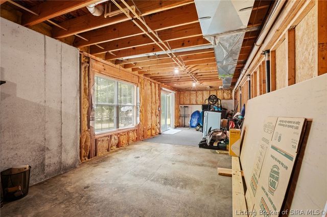 504 Timber Ridge, Borden, IN 47106