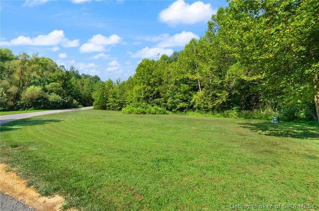 504 Timber Ridge, Borden, IN 47106