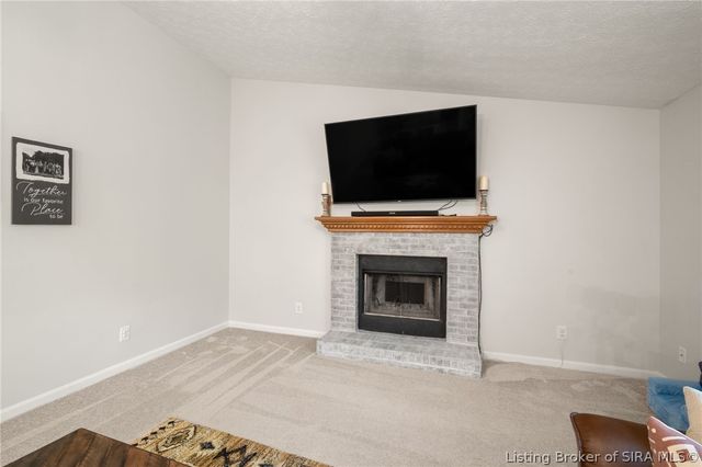 504 Timber Ridge, Borden, IN 47106