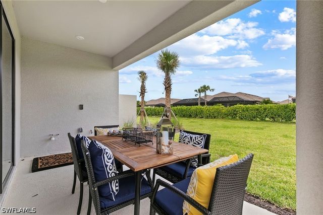 15189 Sacile ST, Naples, FL 34114