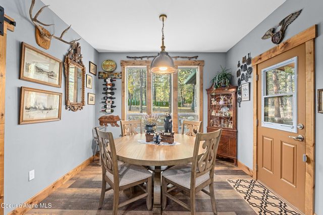 28615 N Milan Rd, Chattaroy, WA 99003