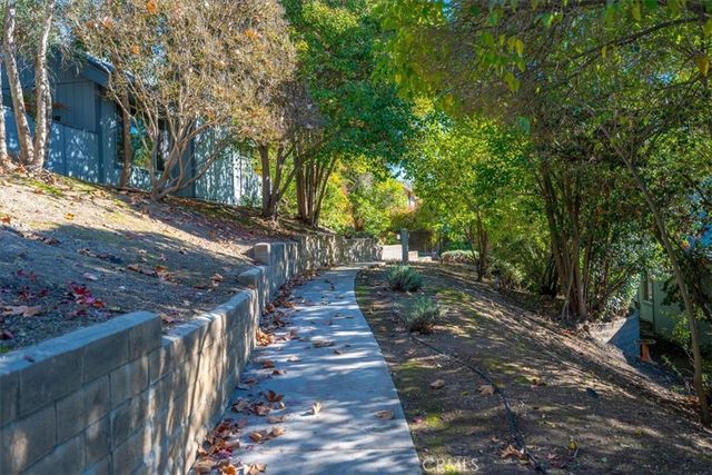 40 Sombrilla Court, Atascadero, CA 93422