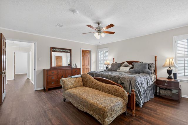 1022 Rose Circle, College Station, TX 77840