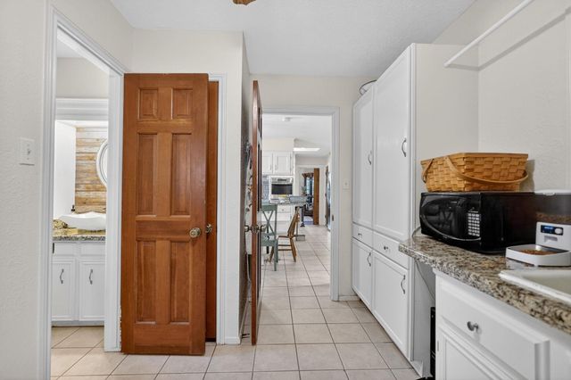 1022 Rose Circle, College Station, TX 77840