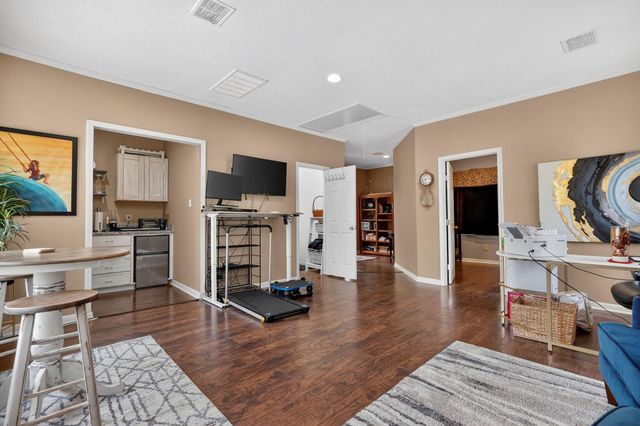 1022 Rose Circle, College Station, TX 77840