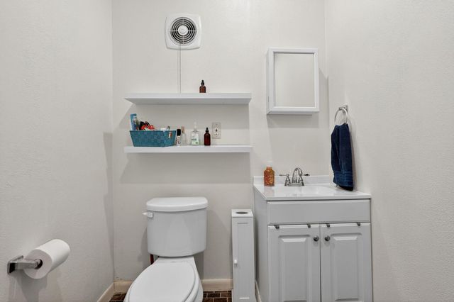 1022 Rose Circle, College Station, TX 77840