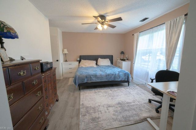 1805 Saranac CT, Virginia Beach, VA 23453