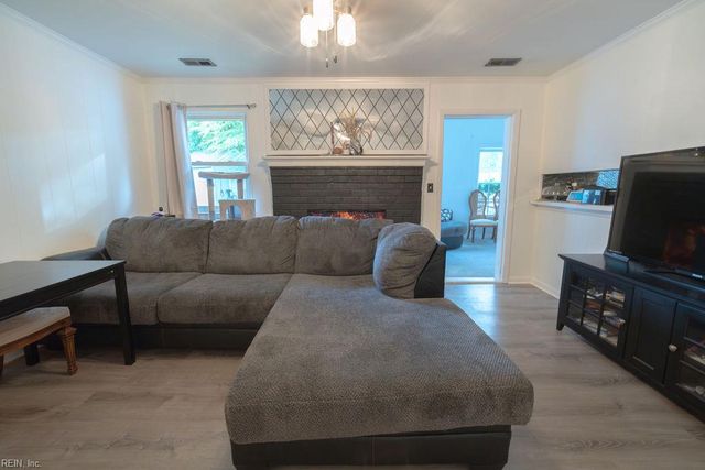 1805 Saranac CT, Virginia Beach, VA 23453