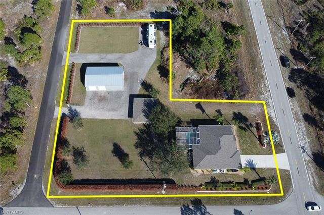 1105 Milwaukee BLVD, Lehigh Acres, FL 33974