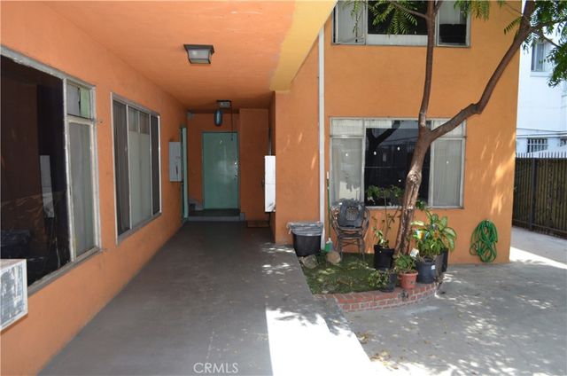 749 S Berendo, Los Angeles, CA 90005