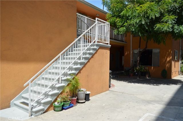 749 S Berendo, Los Angeles, CA 90005