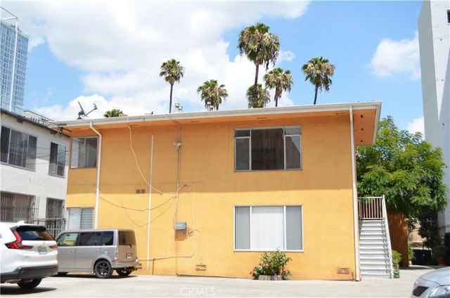 749 S Berendo, Los Angeles, CA 90005