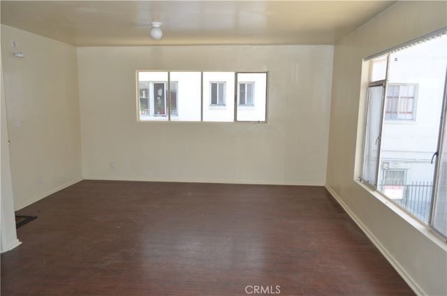 749 S Berendo, Los Angeles, CA 90005