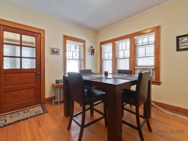 7205 JACKSON Boulevard, Forest Park, IL 60130
