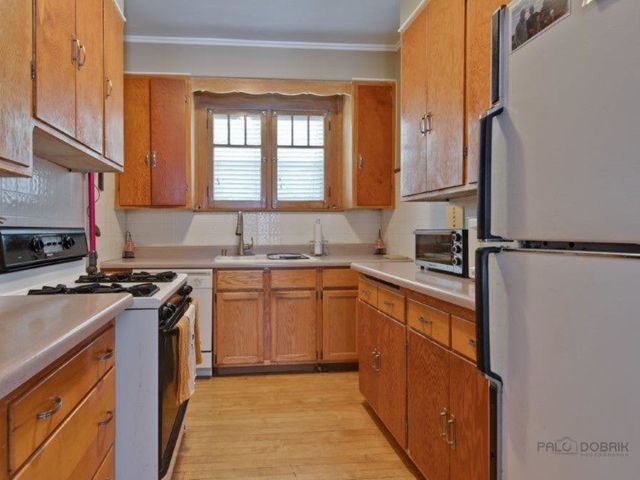 7205 JACKSON Boulevard, Forest Park, IL 60130