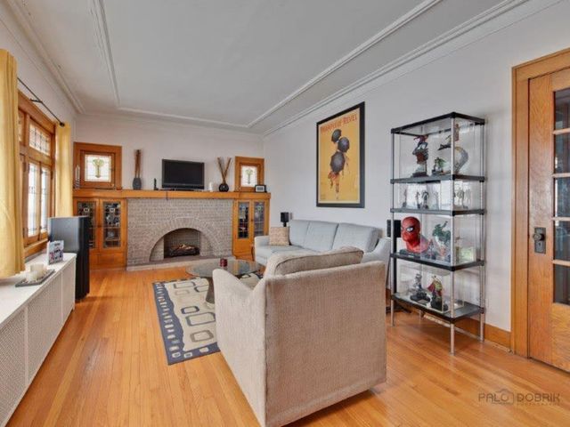 7205 JACKSON Boulevard, Forest Park, IL 60130