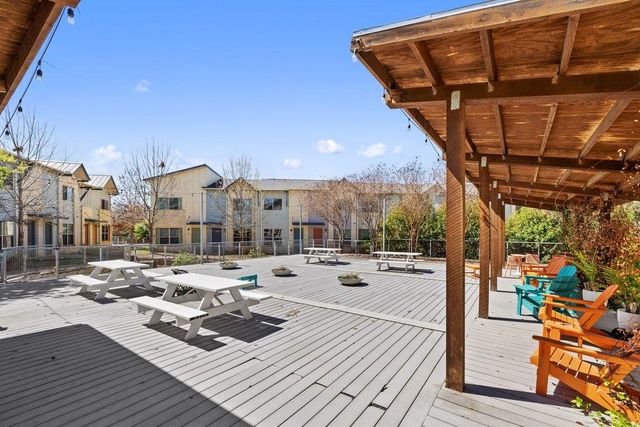 7805 Cooper LN 401, Austin, TX 78745