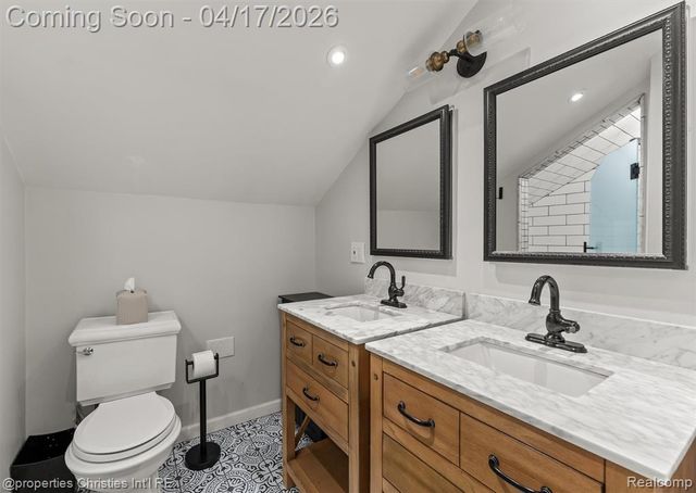 16268 Kirkshire Avenue, Beverly Hills, MI 48025