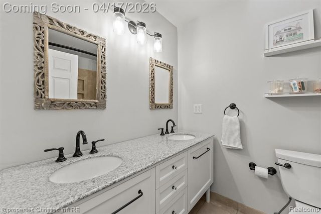 16268 Kirkshire Avenue, Beverly Hills, MI 48025