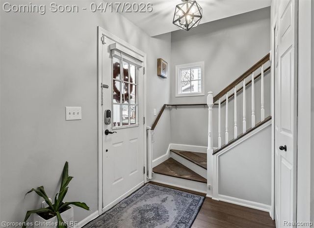 16268 Kirkshire Avenue, Beverly Hills, MI 48025