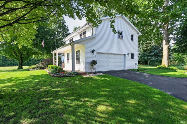 62277 Poppy Road, South Bend, IN 46614