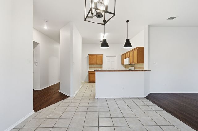 1409 Pheasant Run Trail, Fort Worth, TX 76131